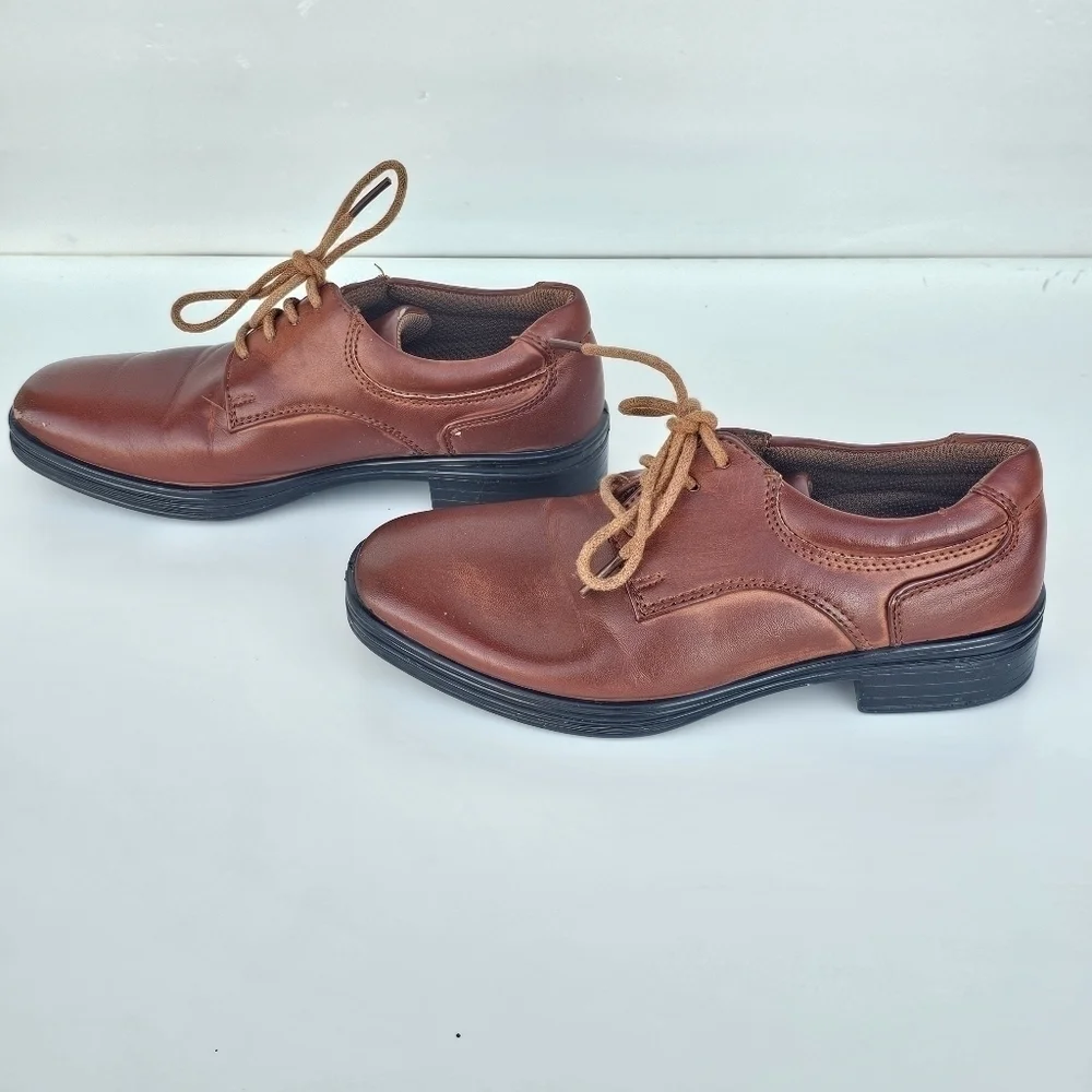 Stafford Boys Dane Jr Cognac brownish tan Dress Shoes  size 12